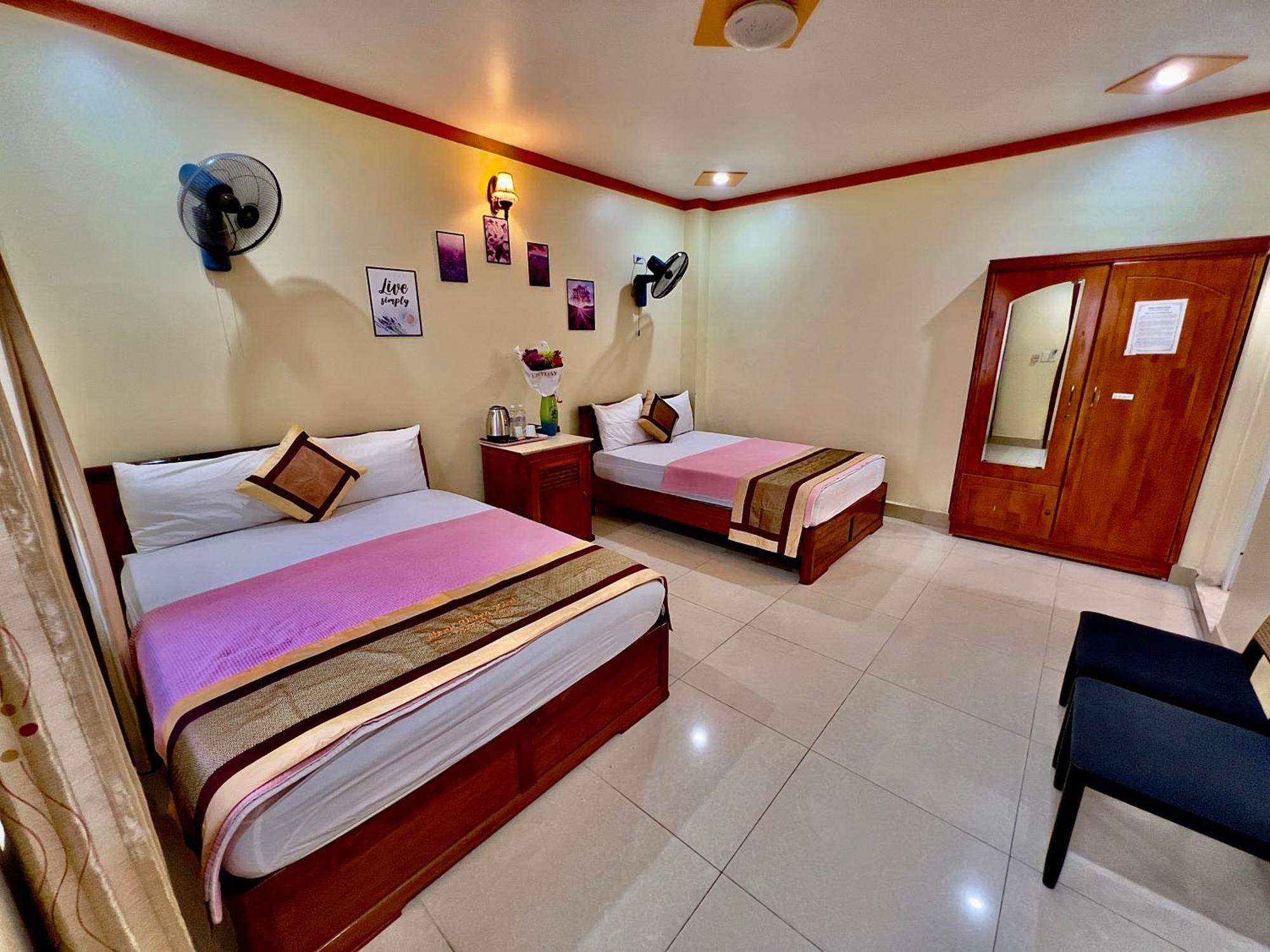 Manh Vuong Hotel Catba Dong Khe Sau Exteriör bild