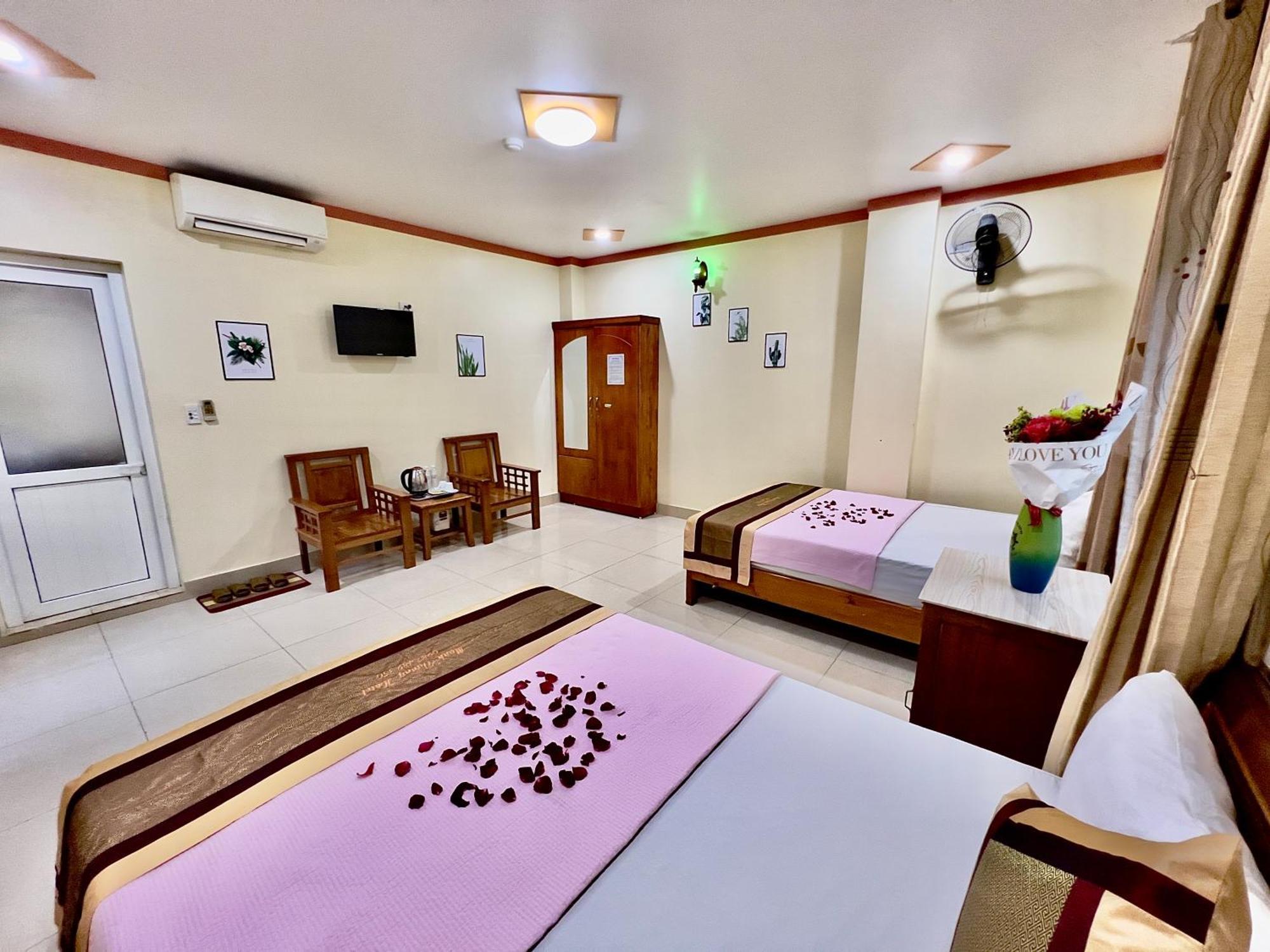 Manh Vuong Hotel Catba Dong Khe Sau Exteriör bild