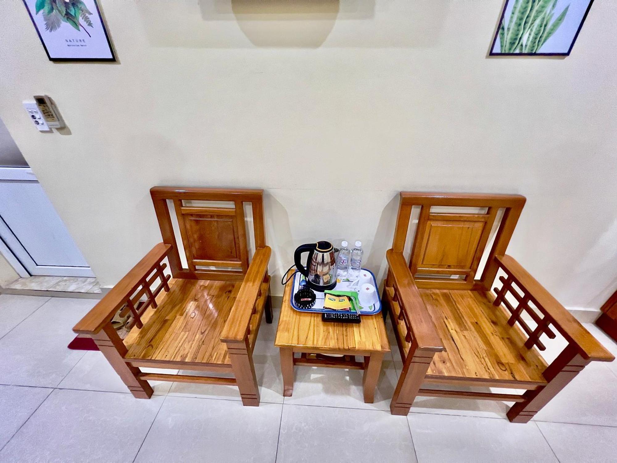 Manh Vuong Hotel Catba Dong Khe Sau Exteriör bild