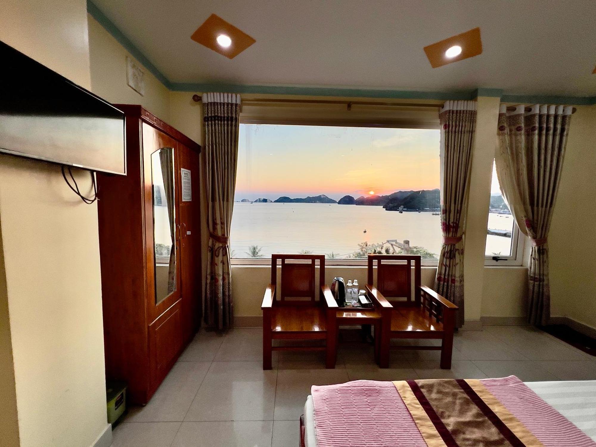Manh Vuong Hotel Catba Dong Khe Sau Exteriör bild