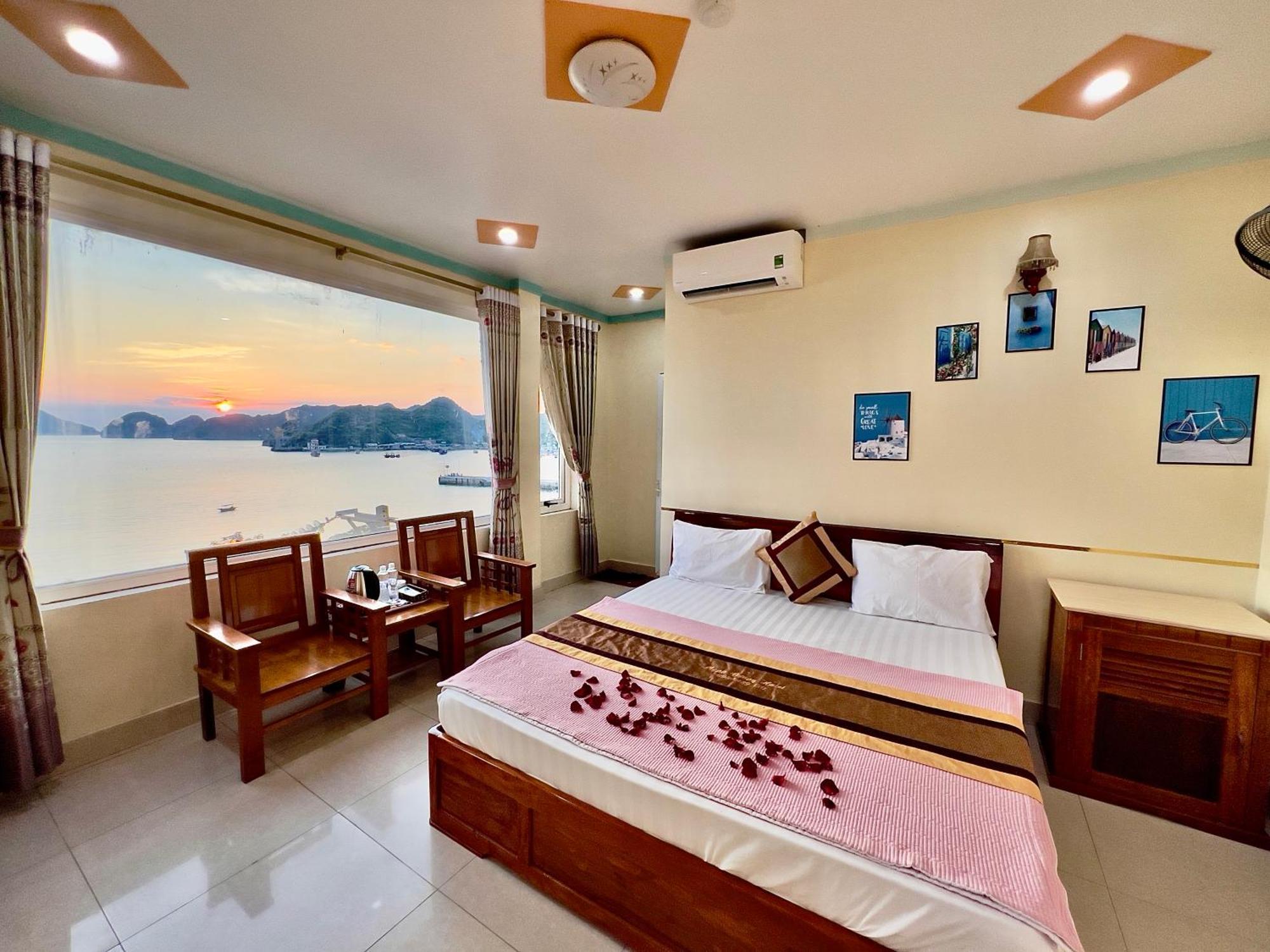 Manh Vuong Hotel Catba Dong Khe Sau Exteriör bild